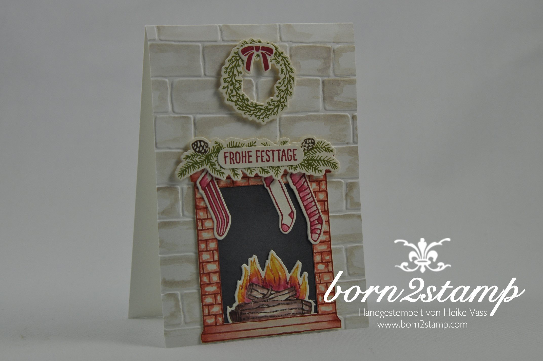 born2stamp STAMPIN‘ UP! Weihnachtskarte – Festive Fireplace – Framelits Am Kamin – Mischstifte – Wassertankpinsel